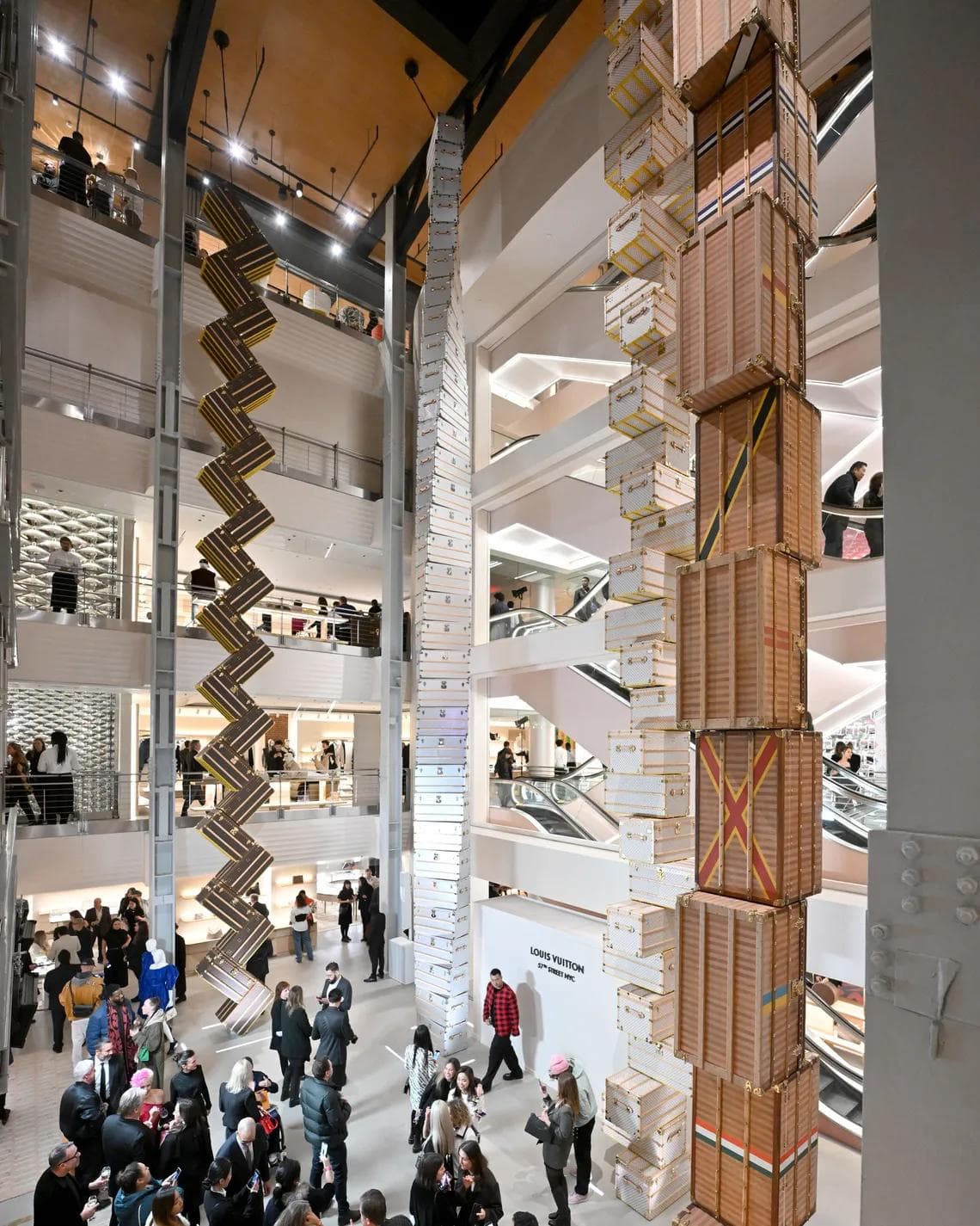 Louis Vuitton – Trunk Towers